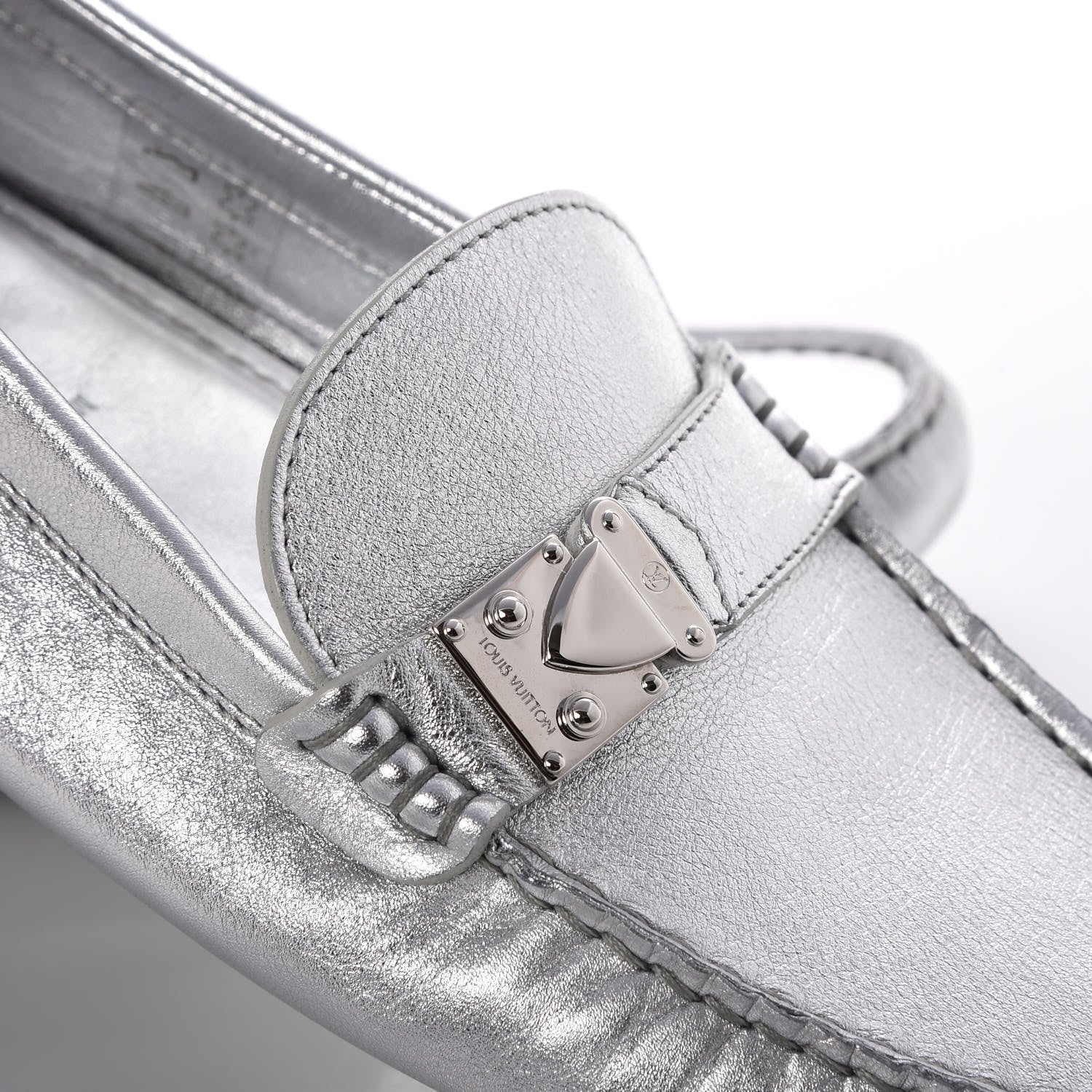 Louis Vuitton Metallic Calfskin Lombok Mocassin Loafer 38.5 Silver 12 of 14