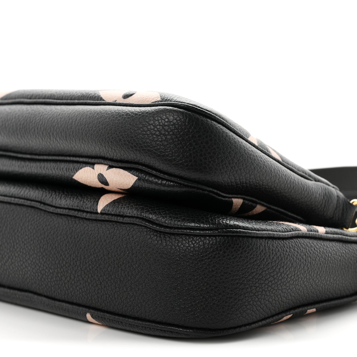 Empreinte Monogram Giant Multi Pochette Accessories Black Beige