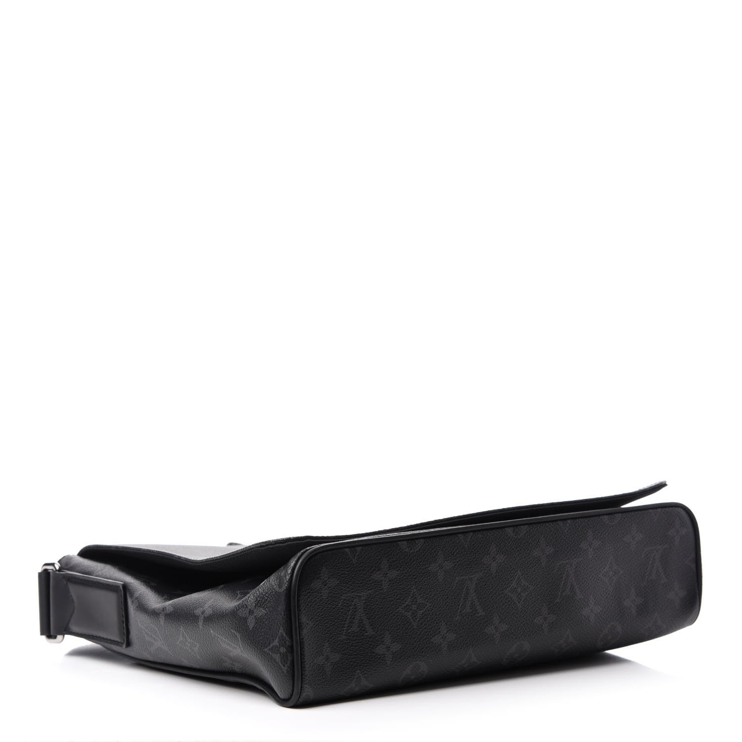 Louis Vuitton Monogram Eclipse District MM 3 of 8