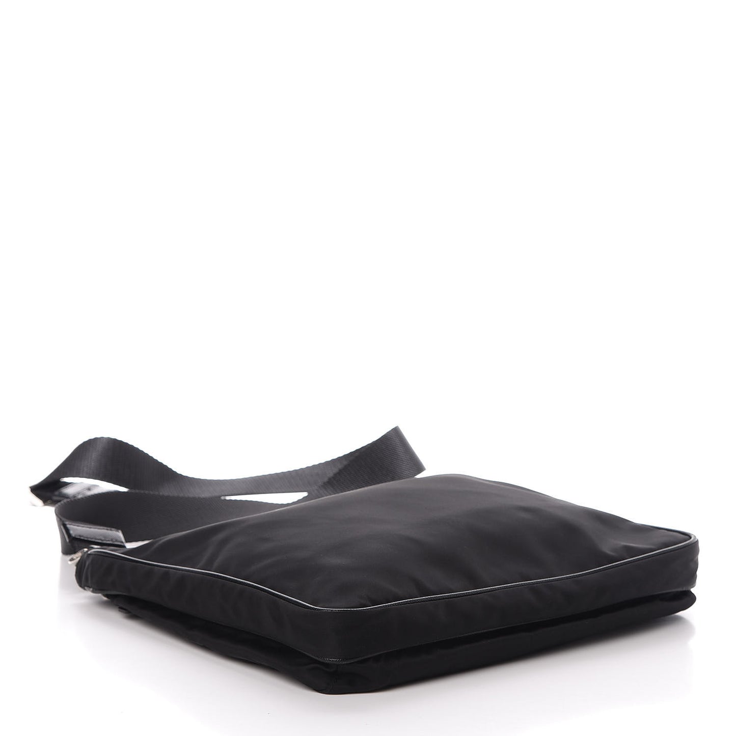Nylon Flat Messenger Bag Black