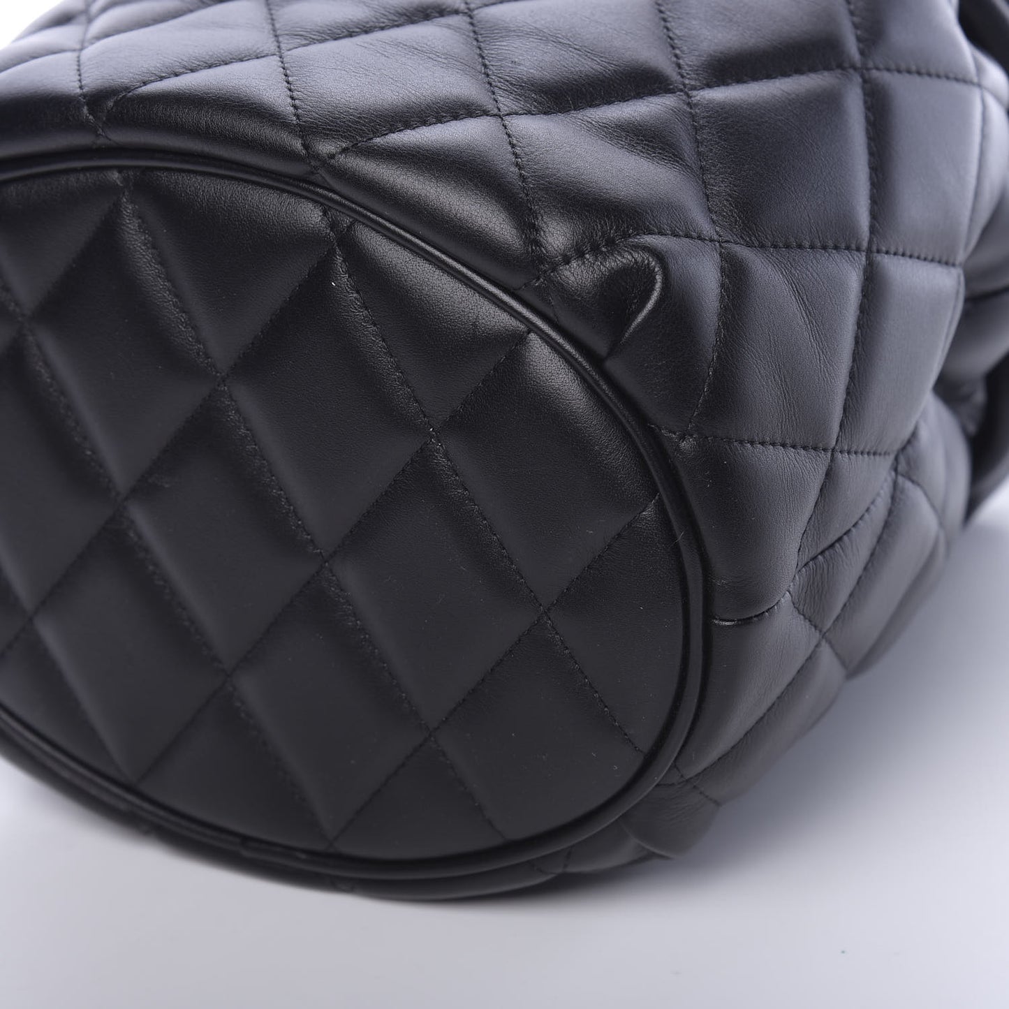 Nappa Calfskin Quilted Touch B Bucket Bag Black