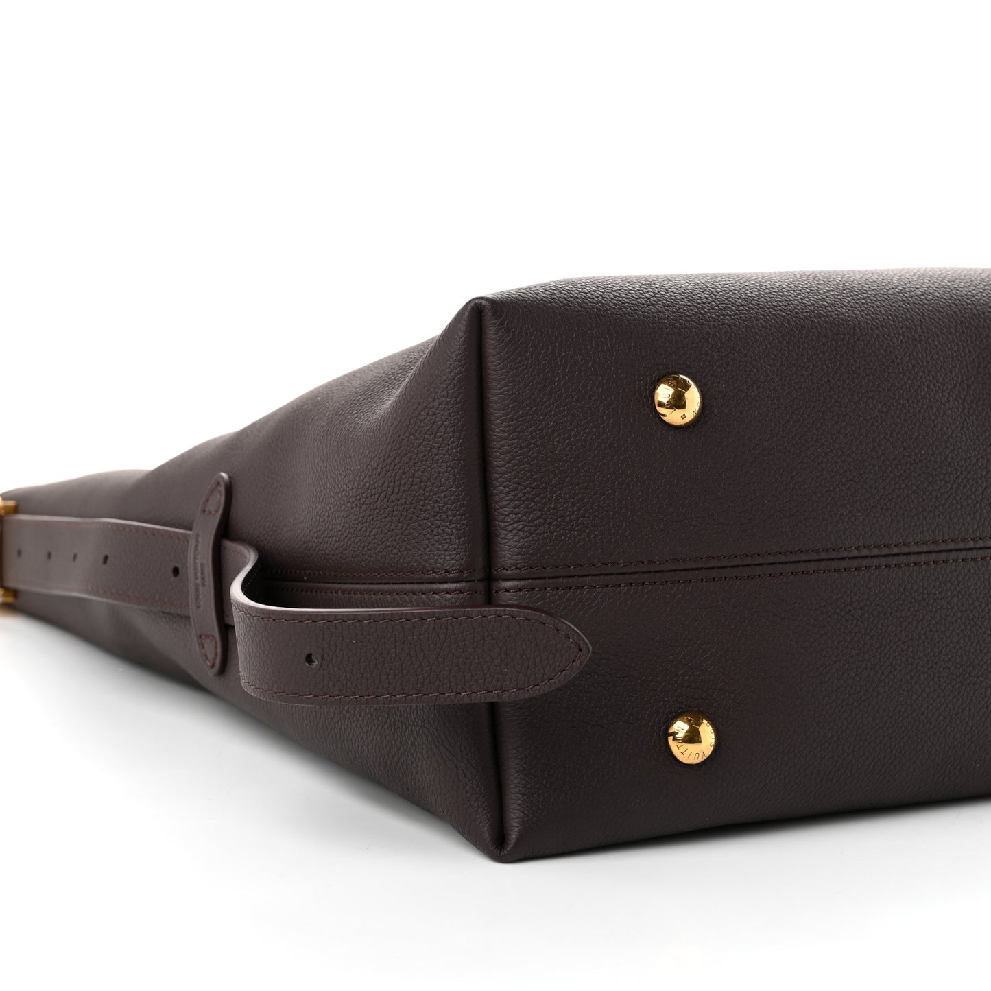 Grained Calfskin Low Key Hobo MM Chocolate