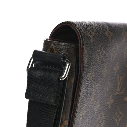 Louis Vuitton Monogram Macassar District PM 17 of 17