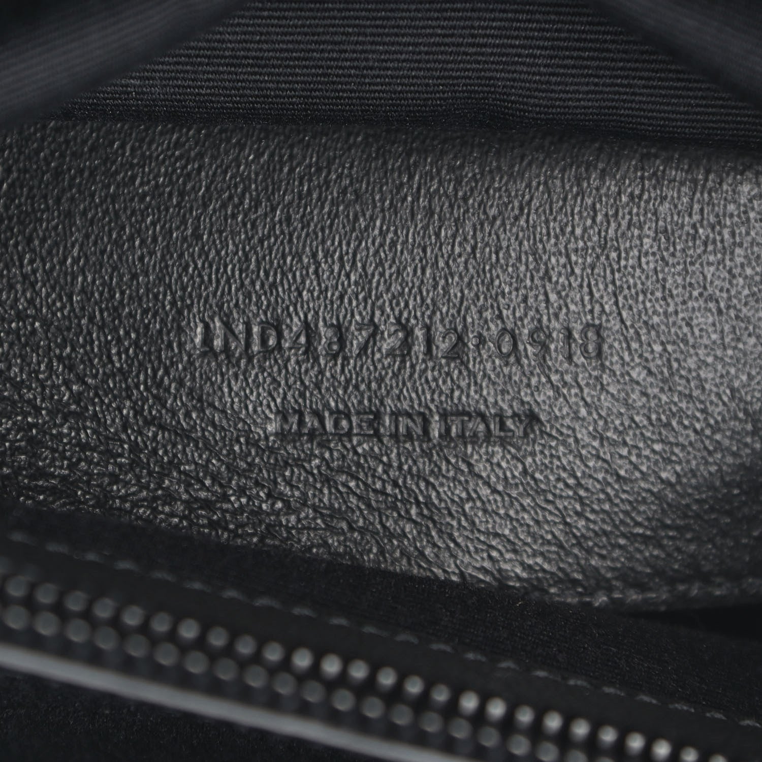 Saint Laurent Sheepskin Matelasse Chevron Monogram Large College SatchelaSheepskin Matelasse Chevron Monogram Monochrome Large College Satchel Black 11 of 12