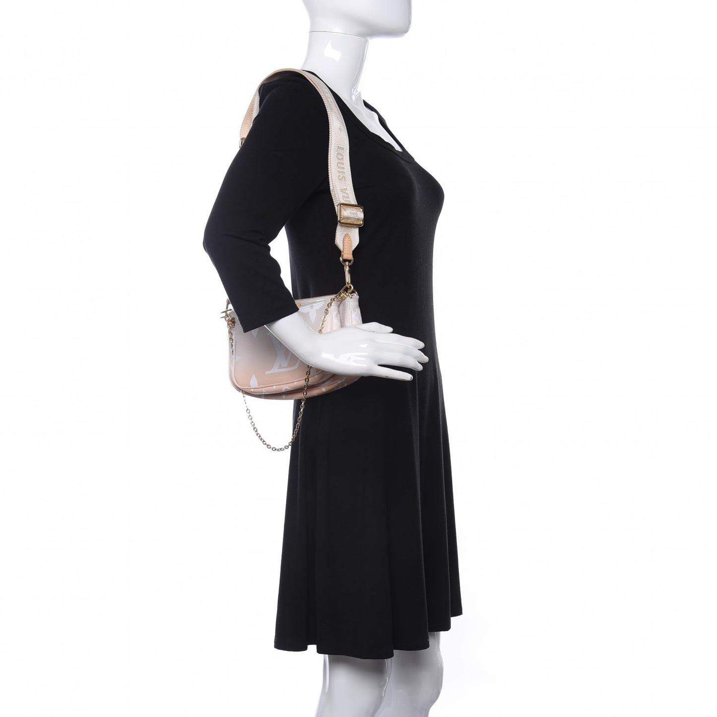 Monogram Giant By The Pool Multi Pochette Accessories Brume