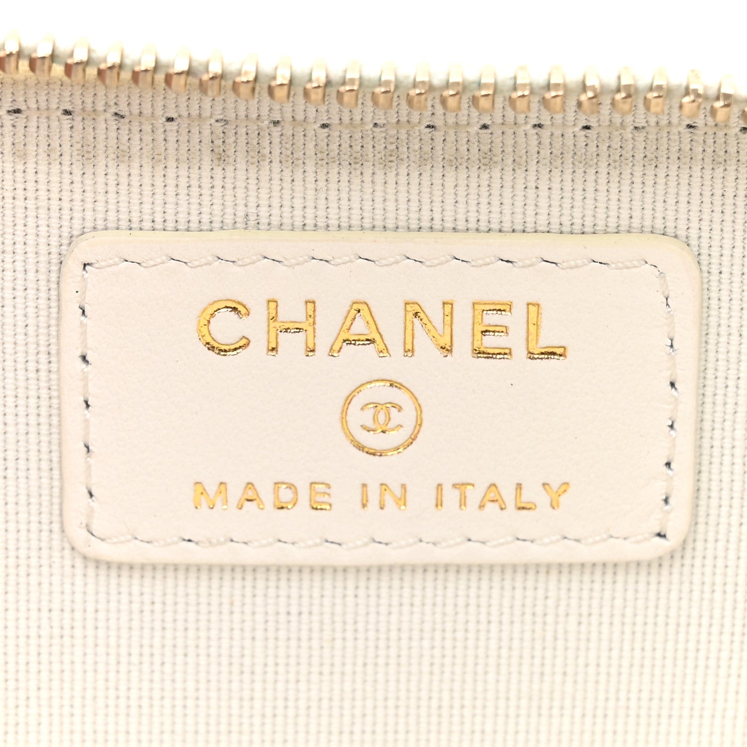 Chanel Caviar Quilted Zipped Key Holder Case White 6 of 9