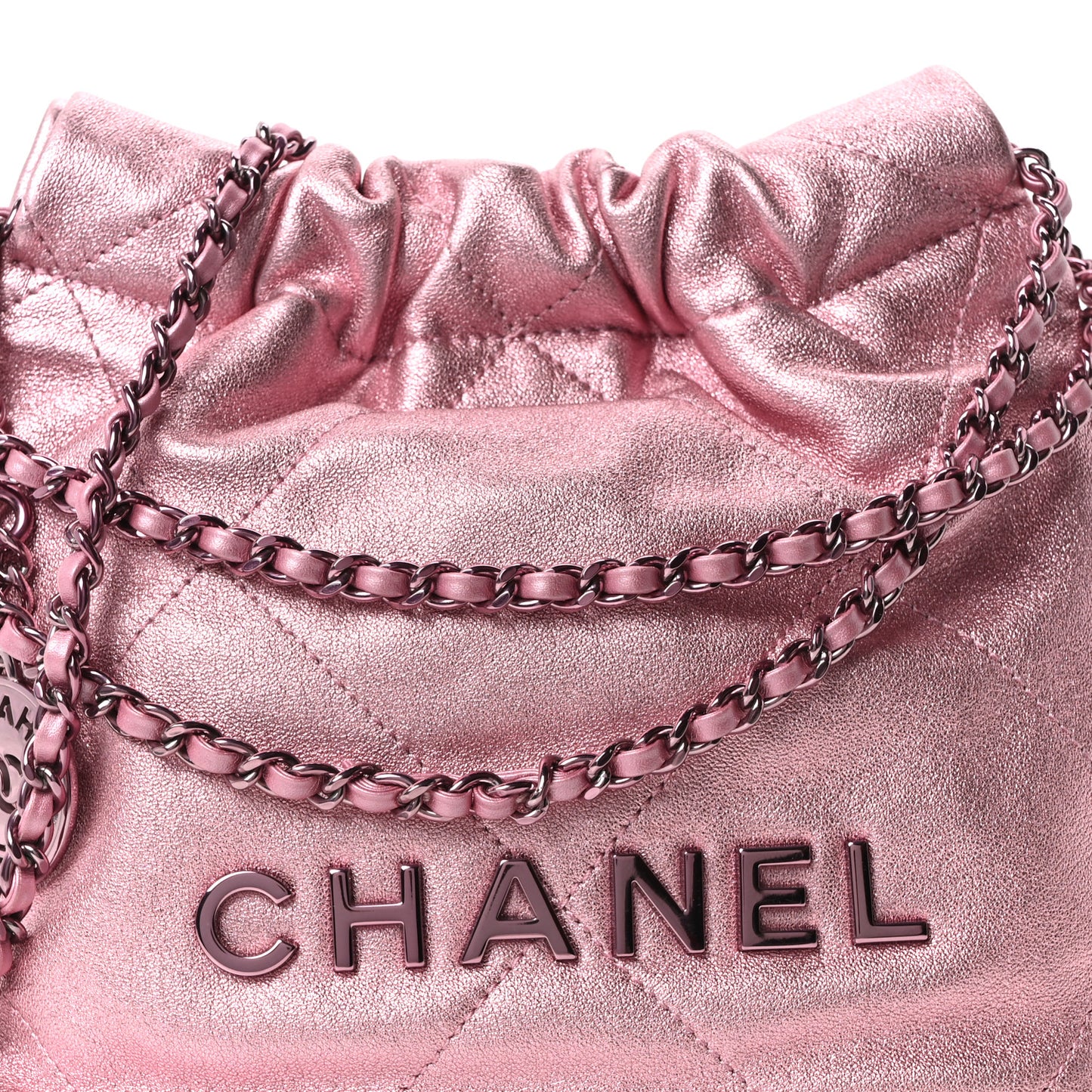 Metallic Lambskin Lacquered Monochrome Quilted Mini Chanel 22 Pink