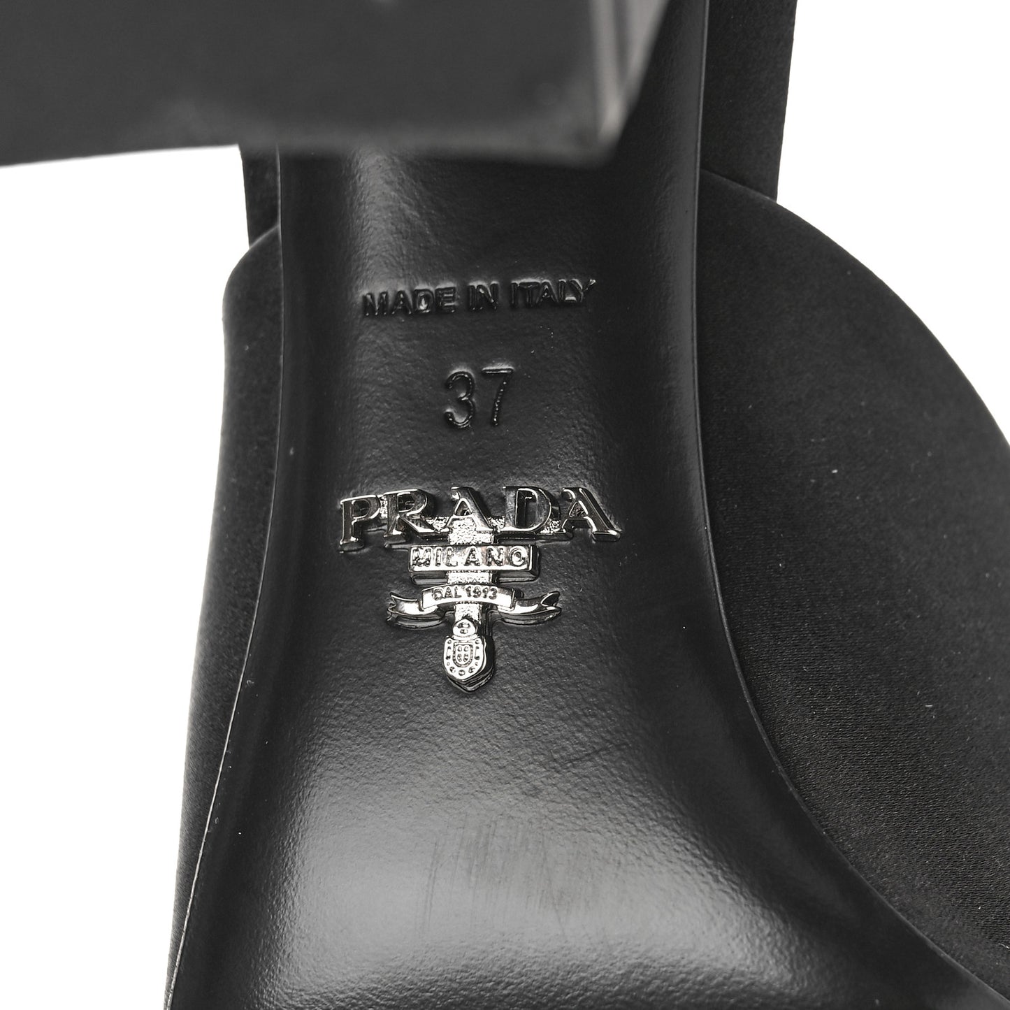 Satin Metal Triangle Logo 85mm Slide Sandals 37 Black