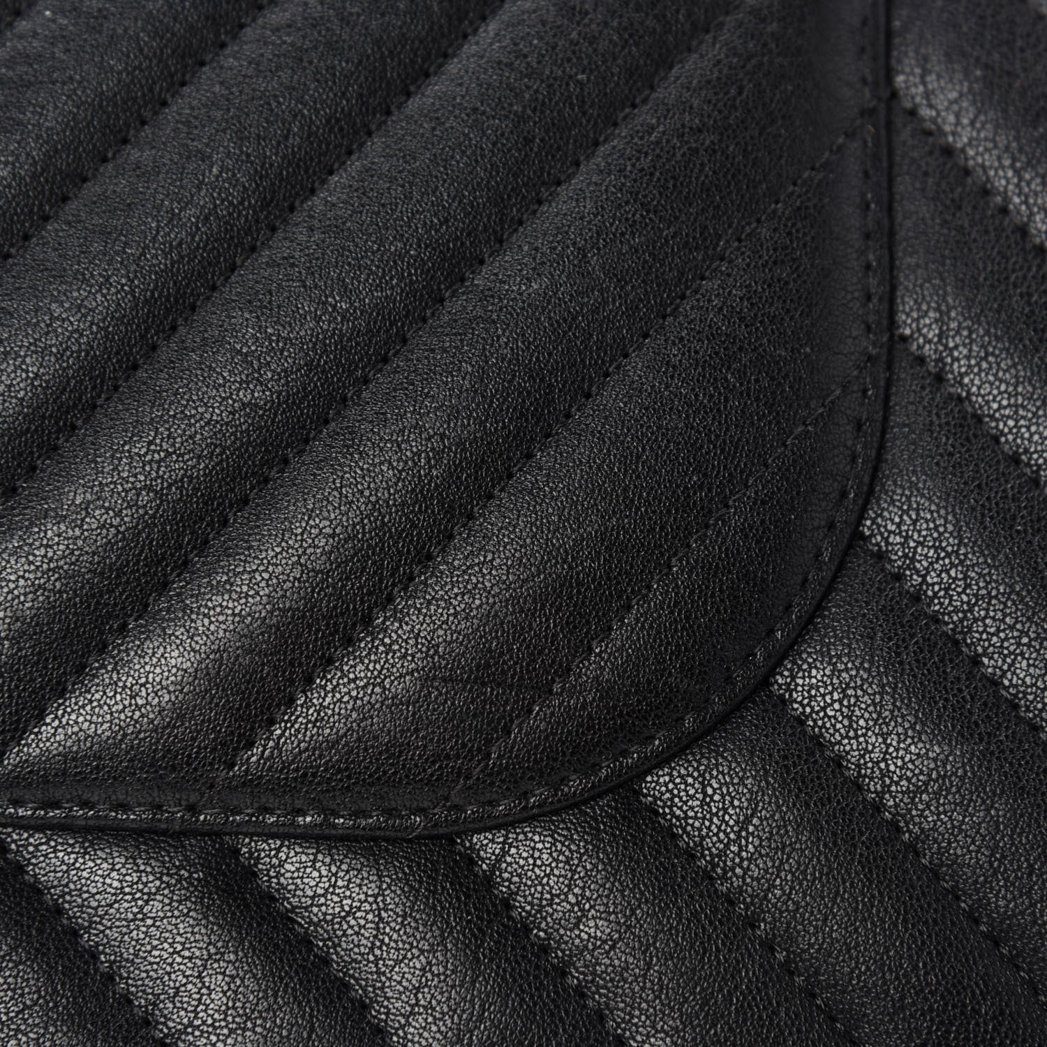 Chanel Sheepskin Chevron Quilted 2.55 Reissue 227 Flap So Black 11 of 20