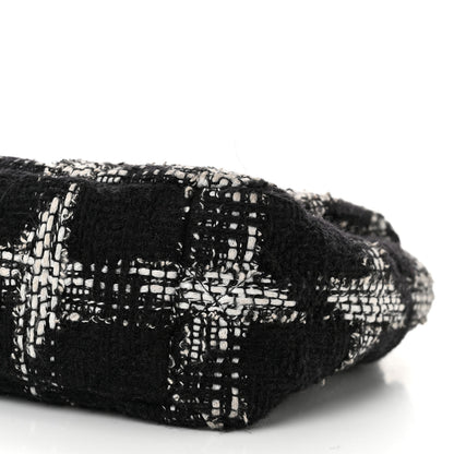 Chanel Tweed Houndstooth Quilted Medium Chanel 19 Flap Black White 10 of 10