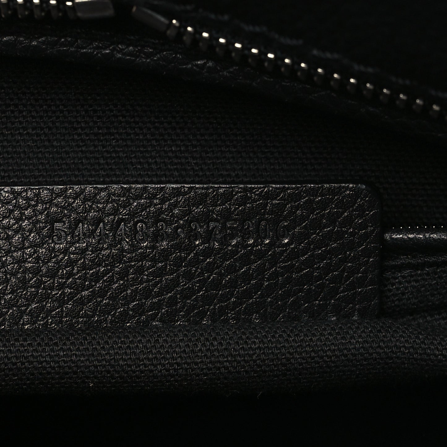 Pebbled Calfskin Small Skull Padlock Zip Around Tote Black