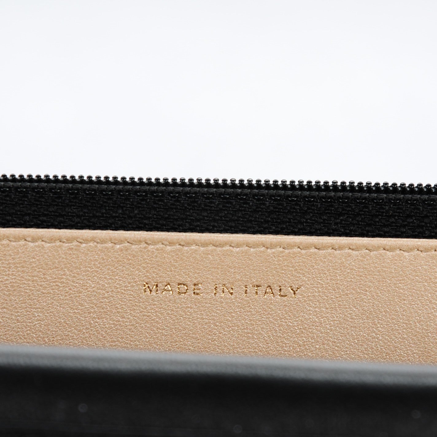 Lambskin Camellia Embossed Wallet on Chain WOC Black