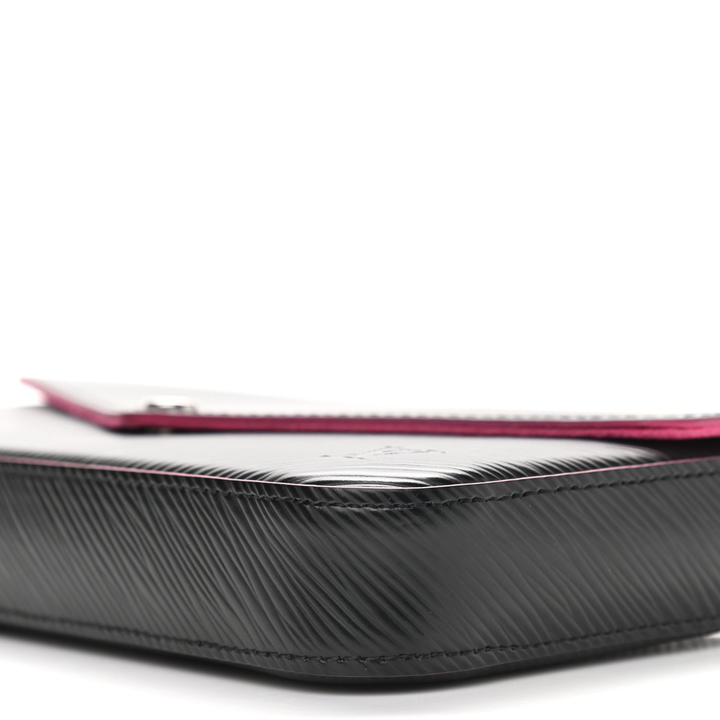 Epi Pochette Felicie Black Hot Pink