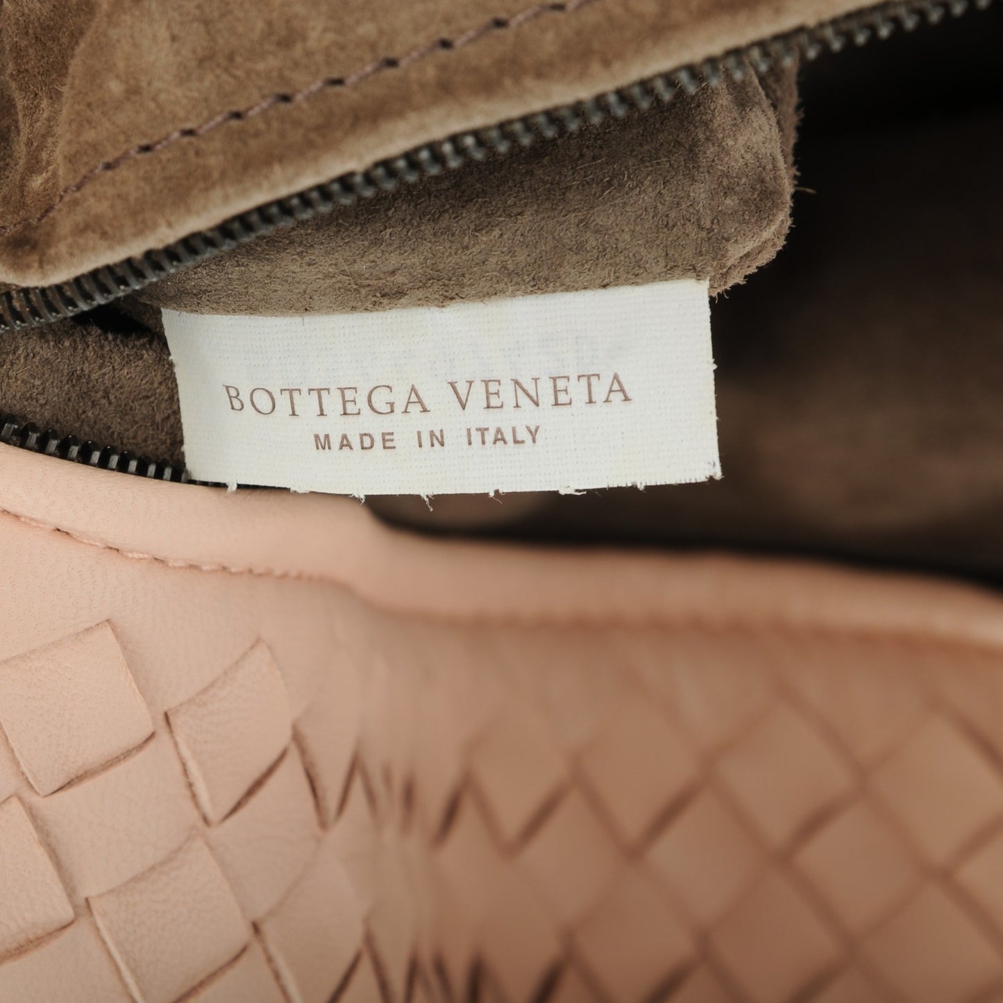 Nappa Intrecciato Seamless Large Tote Flamingo