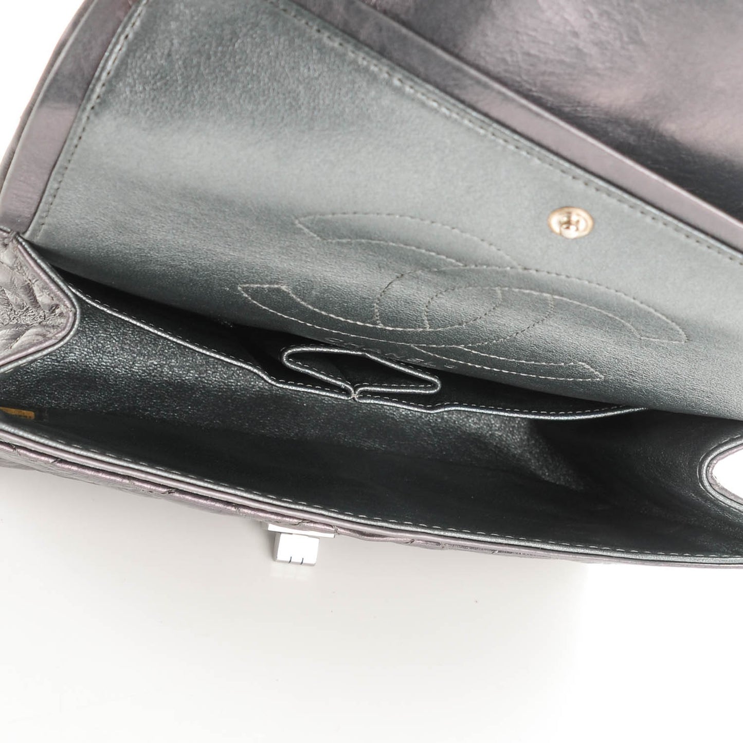 Metallic Aged Calfskin Quilted 2.55 Reissue 225 Flap Dark Silver