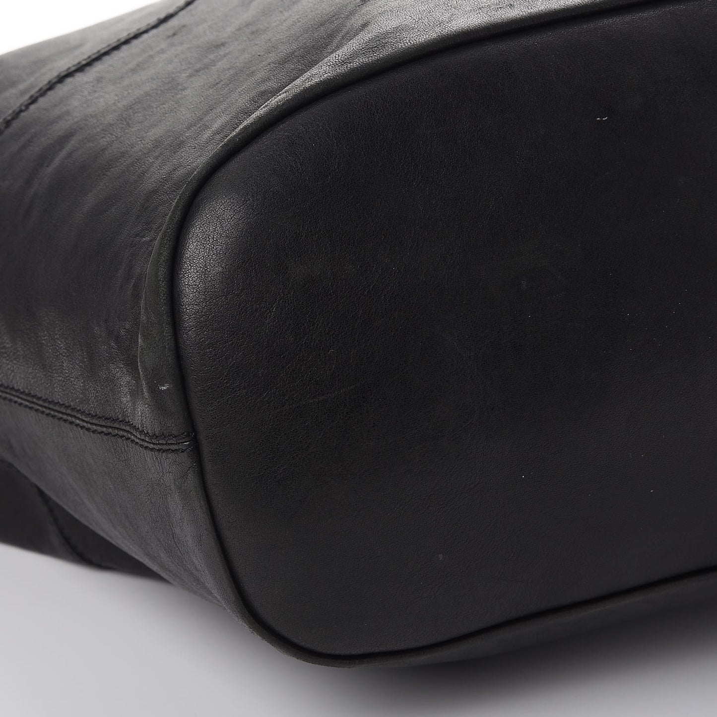 Lambskin Large Nightingale Black