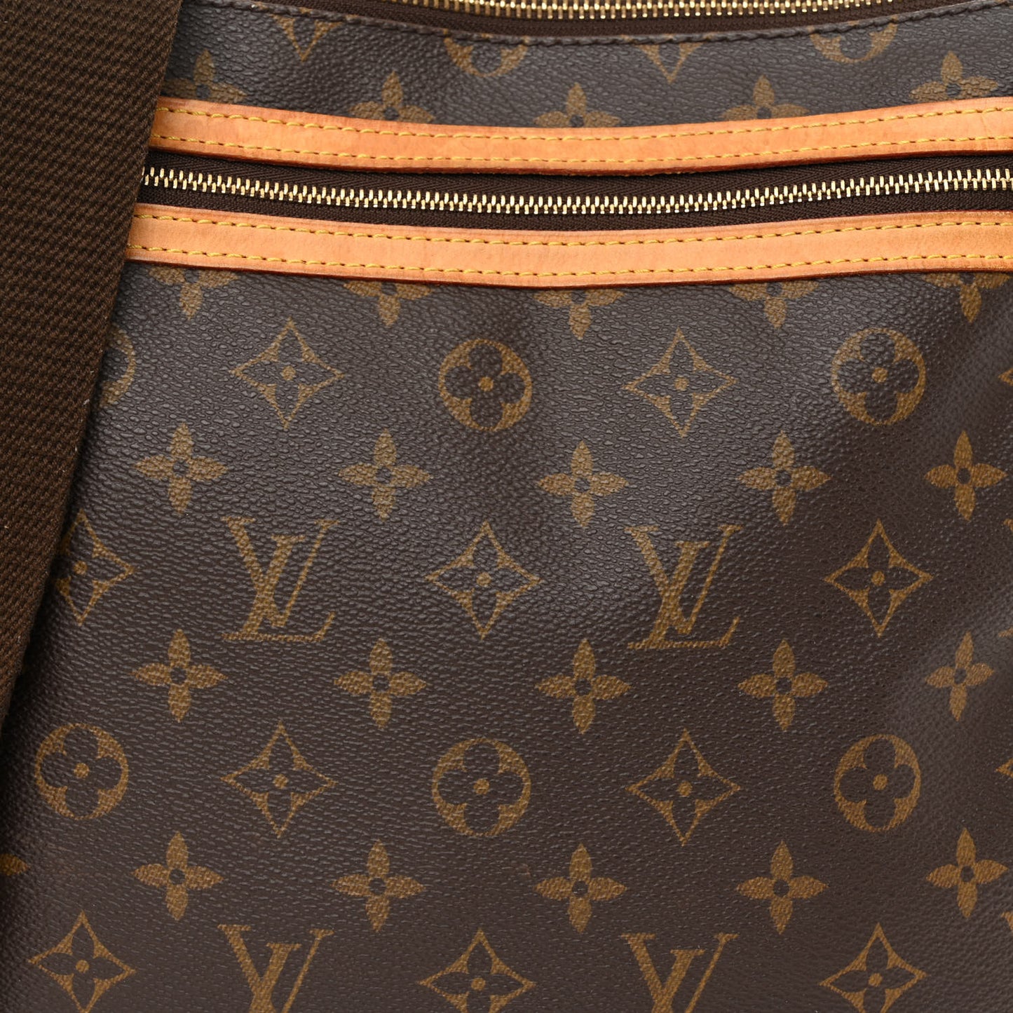 LOUIS VUITTON Monogram Bosphore Pochette