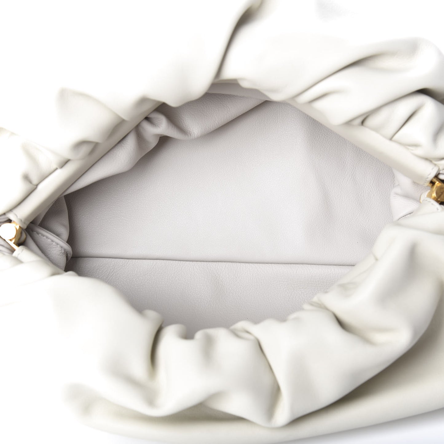 Calfskin The Pouch Chain Plaster