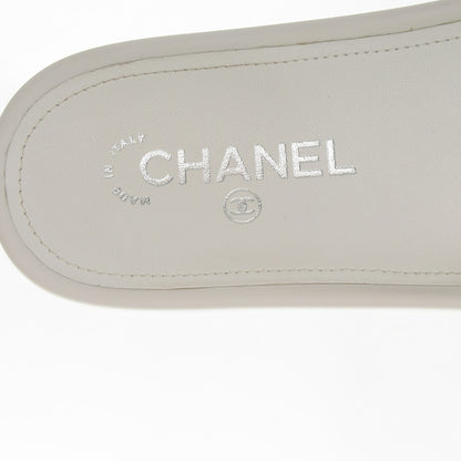 Chanel Tweed Lambskin Chain Flat Sandals 38 White 7 of 7
