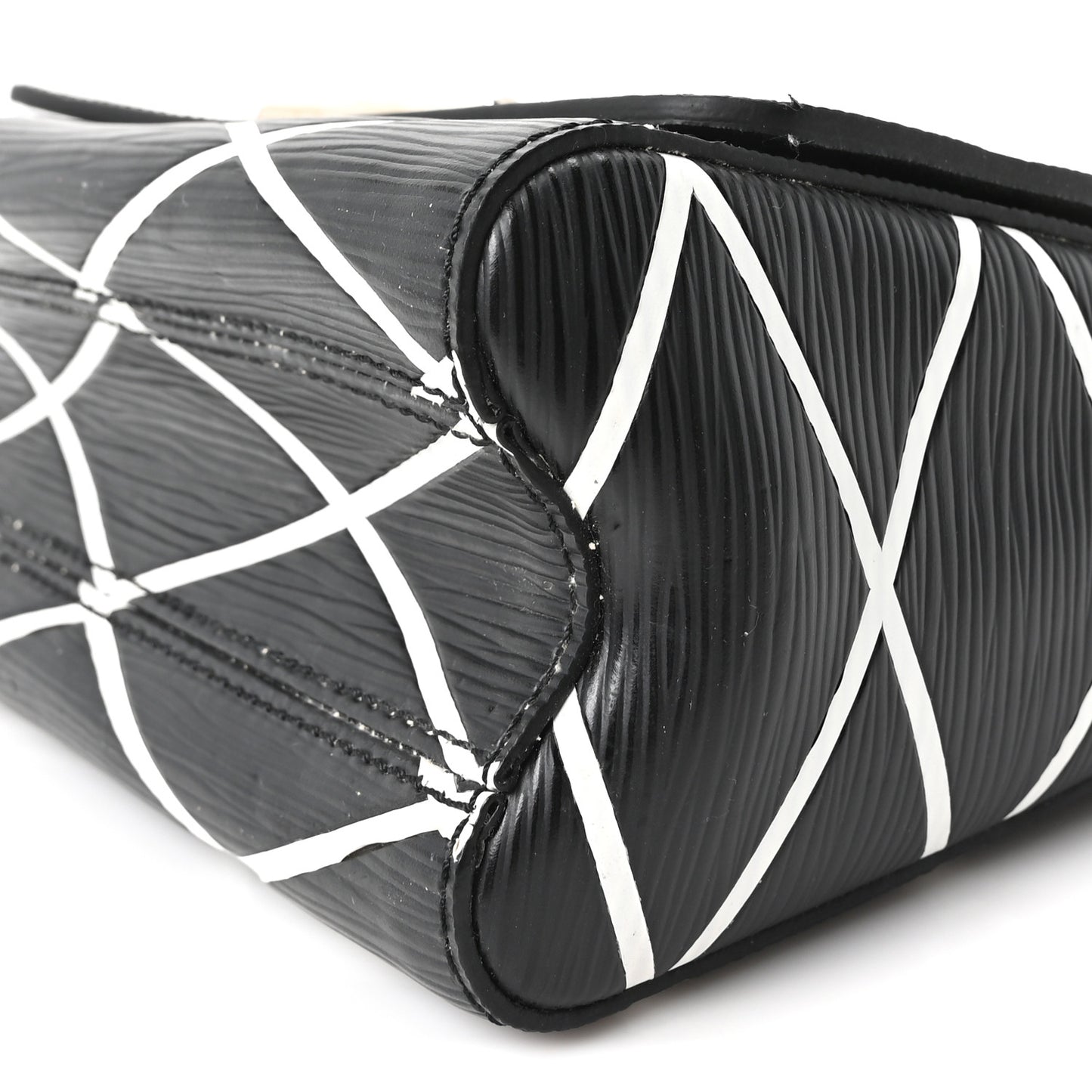 Epi Malletage Twist Shoulder Bag PM Black