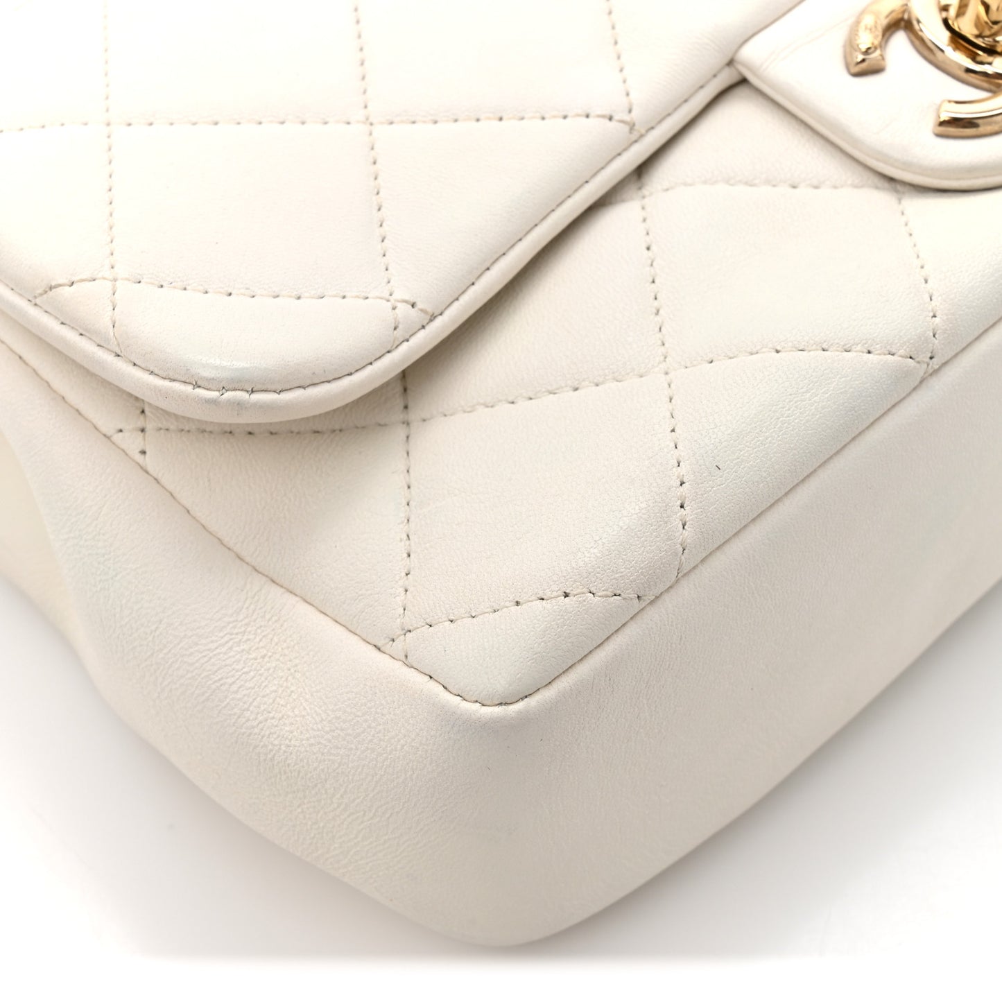 Lambskin Quilted Resin Bi-Color Chain Flap Bag White