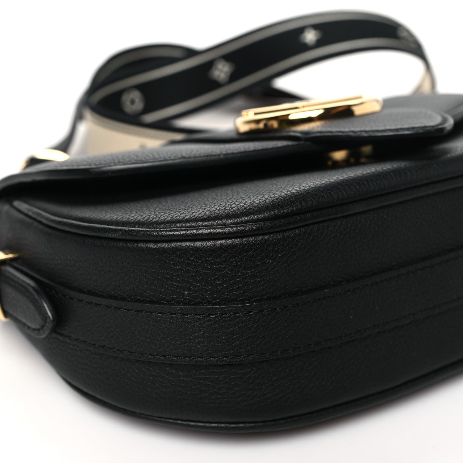 Louis Vuitton Grained Calfskin LV Pont 9 Soft MM Black 1643118