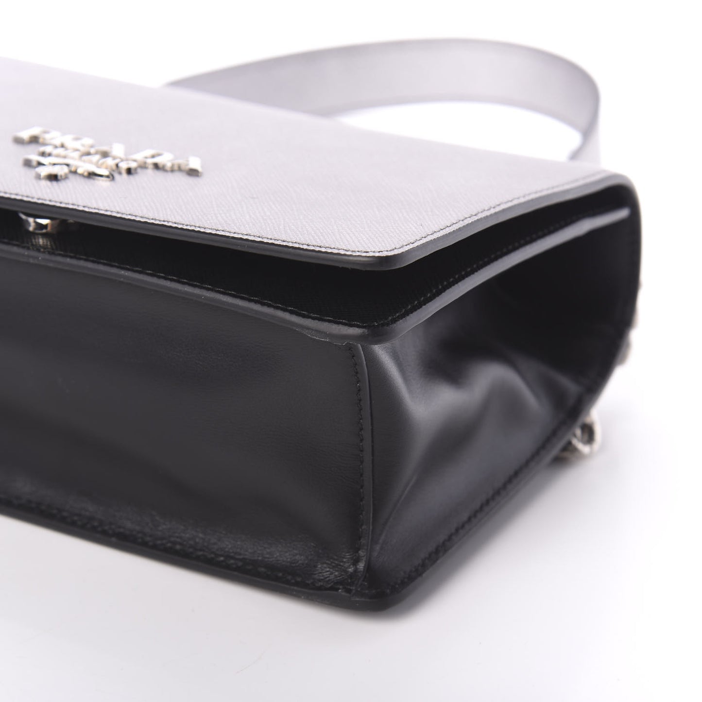 Metallic Saffiano Soft Chain Shoulder Bag Silver