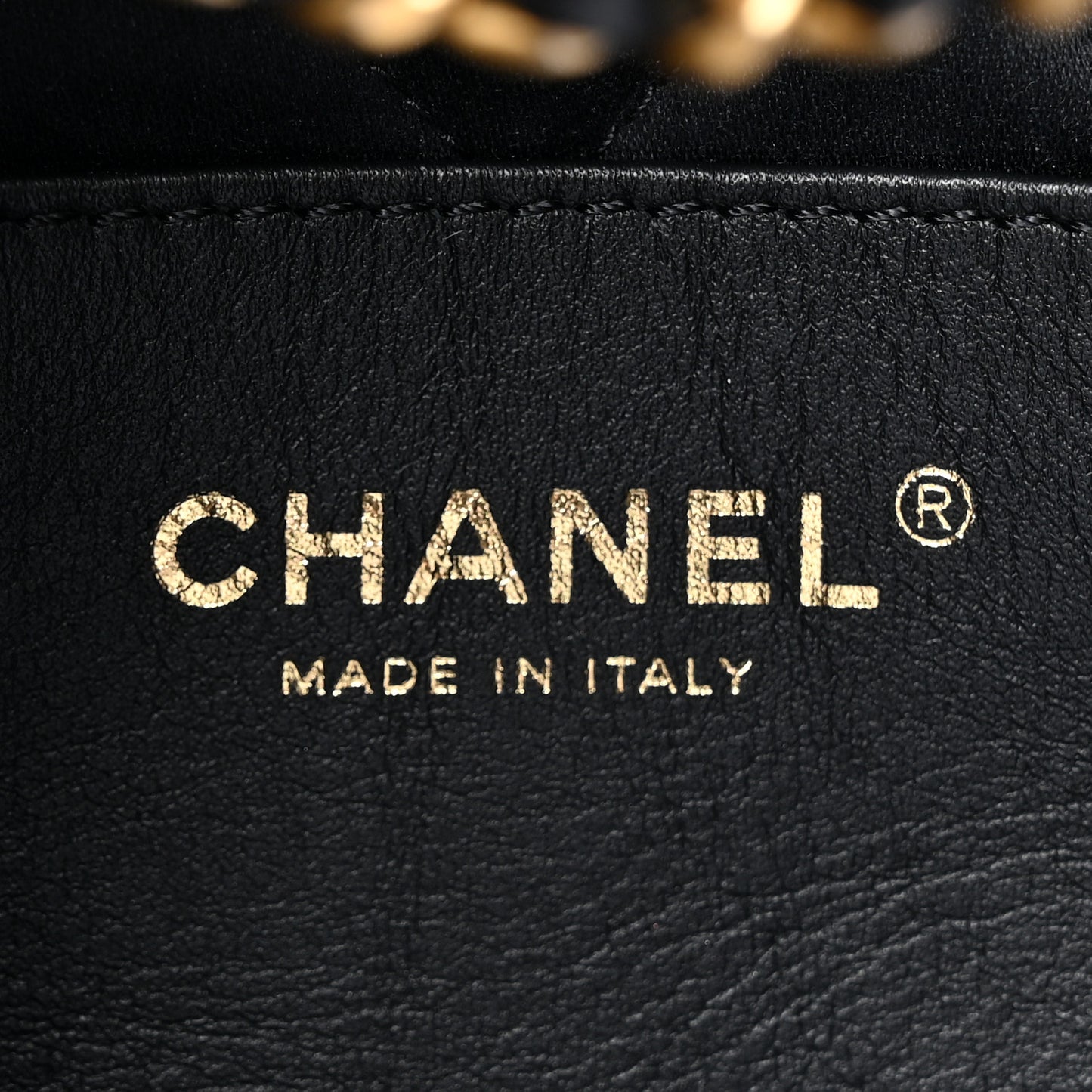 Shiny Crumpled Calfskin Quilted Pearl Mini Chanel 22 Black