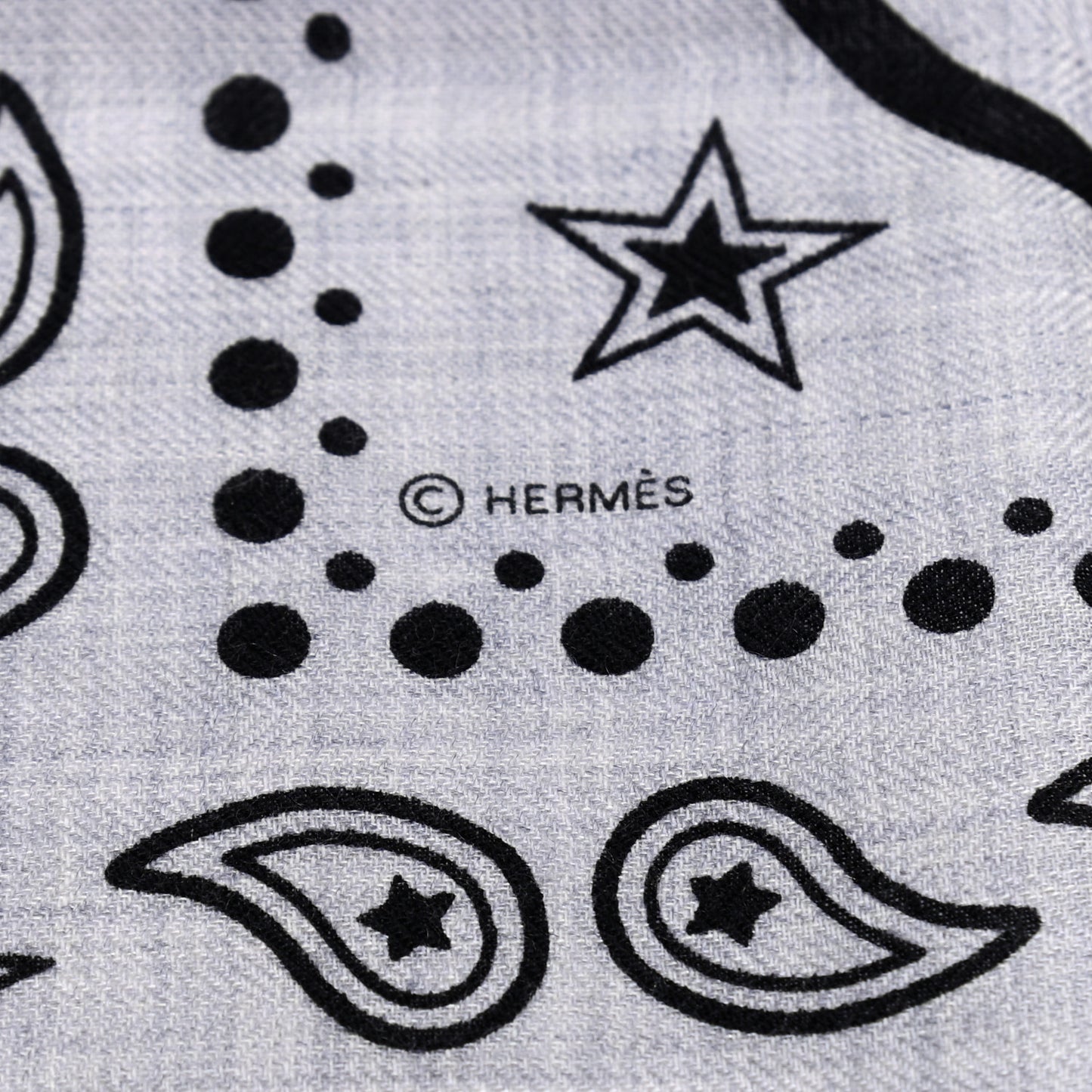 Cashmere Silk Les Cles Bandana Shawl 140 Gris Chine Black