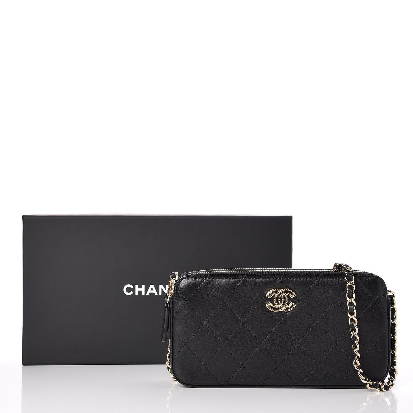 Metallic Lambskin Flat Quilted Clutch With Chain Black