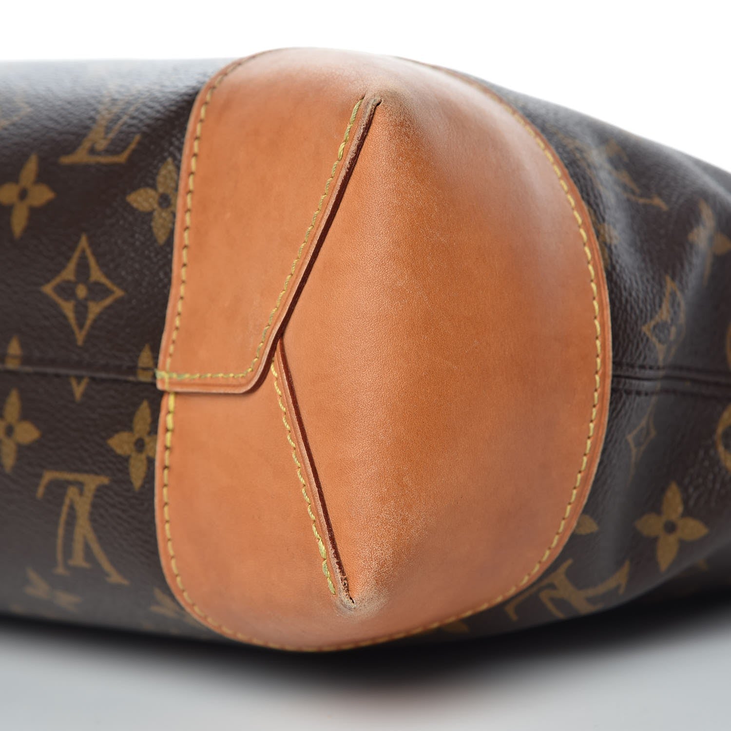Louis Vuitton Monogram Berri PM 9 of 10