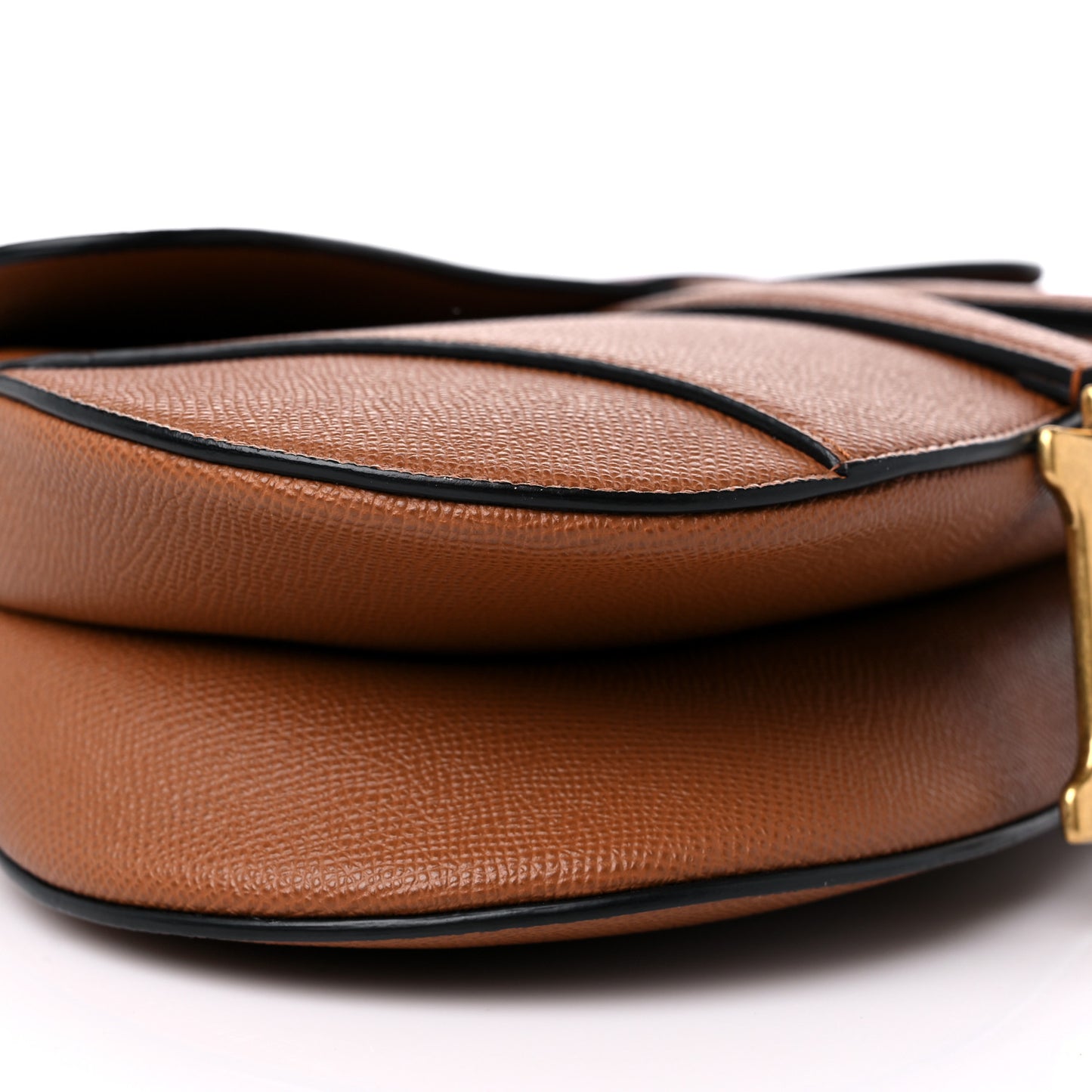 Grained Calfskin Saddle Bag Camello
