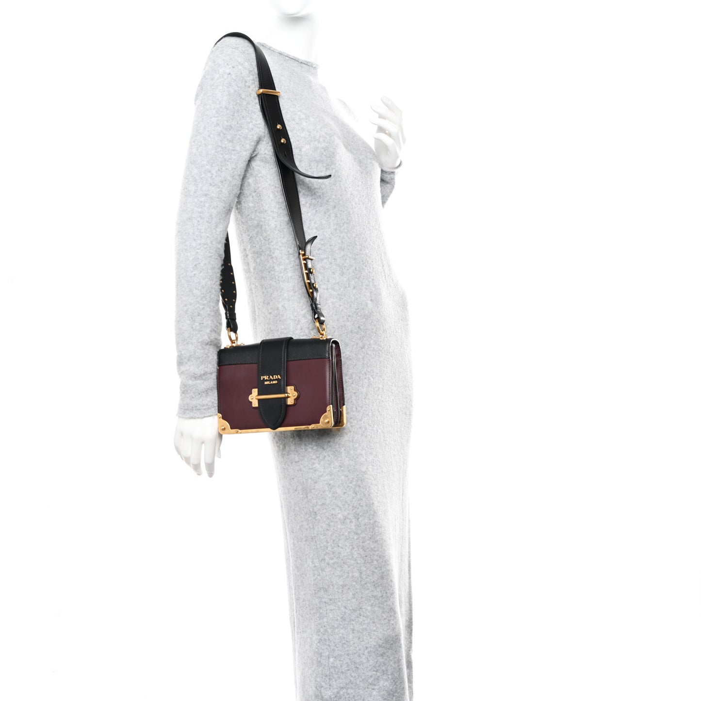 City Calfskin Saffiano Cahier Bag Granato Black