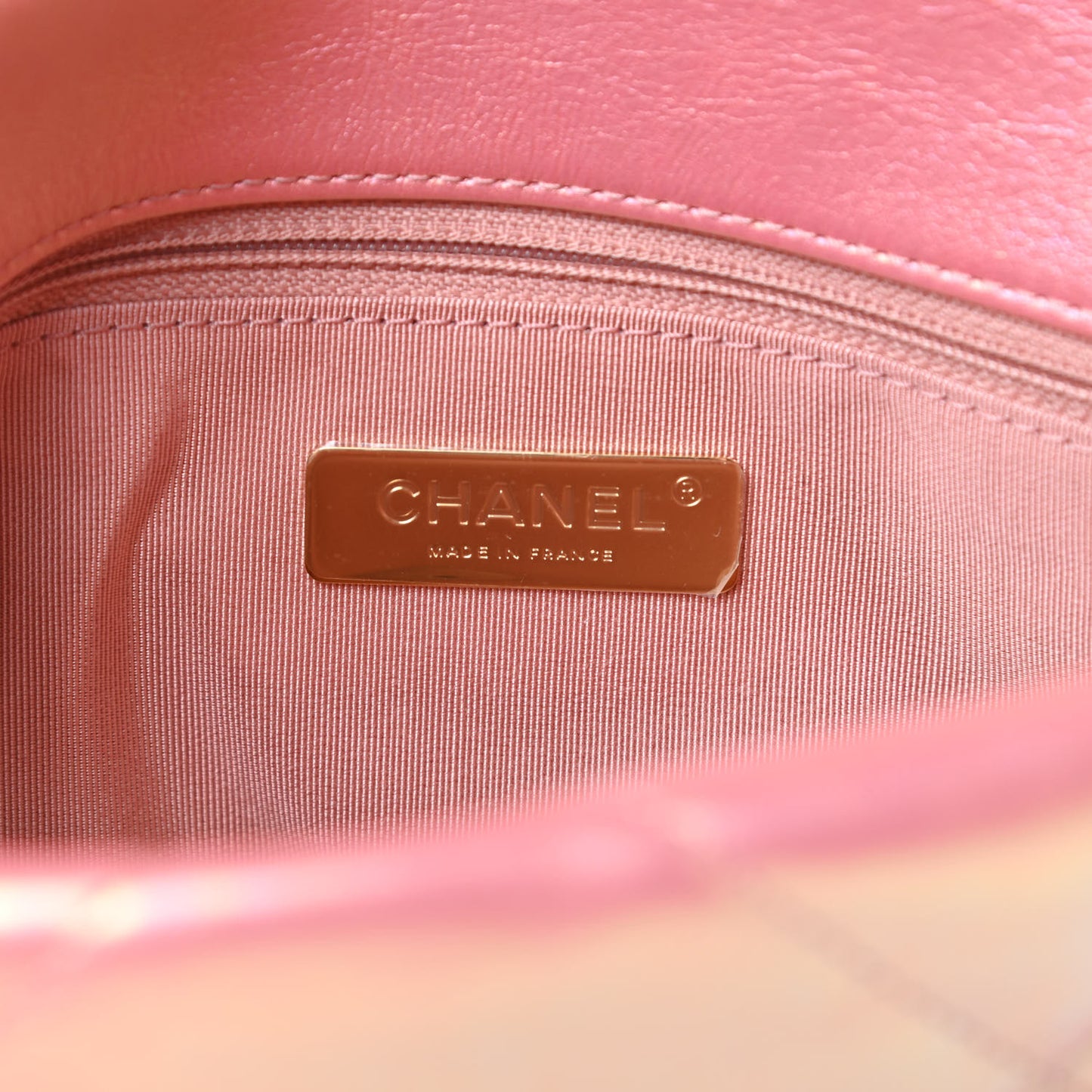 Iridescent Calfskin Quilted Medium 19 Flap Pink