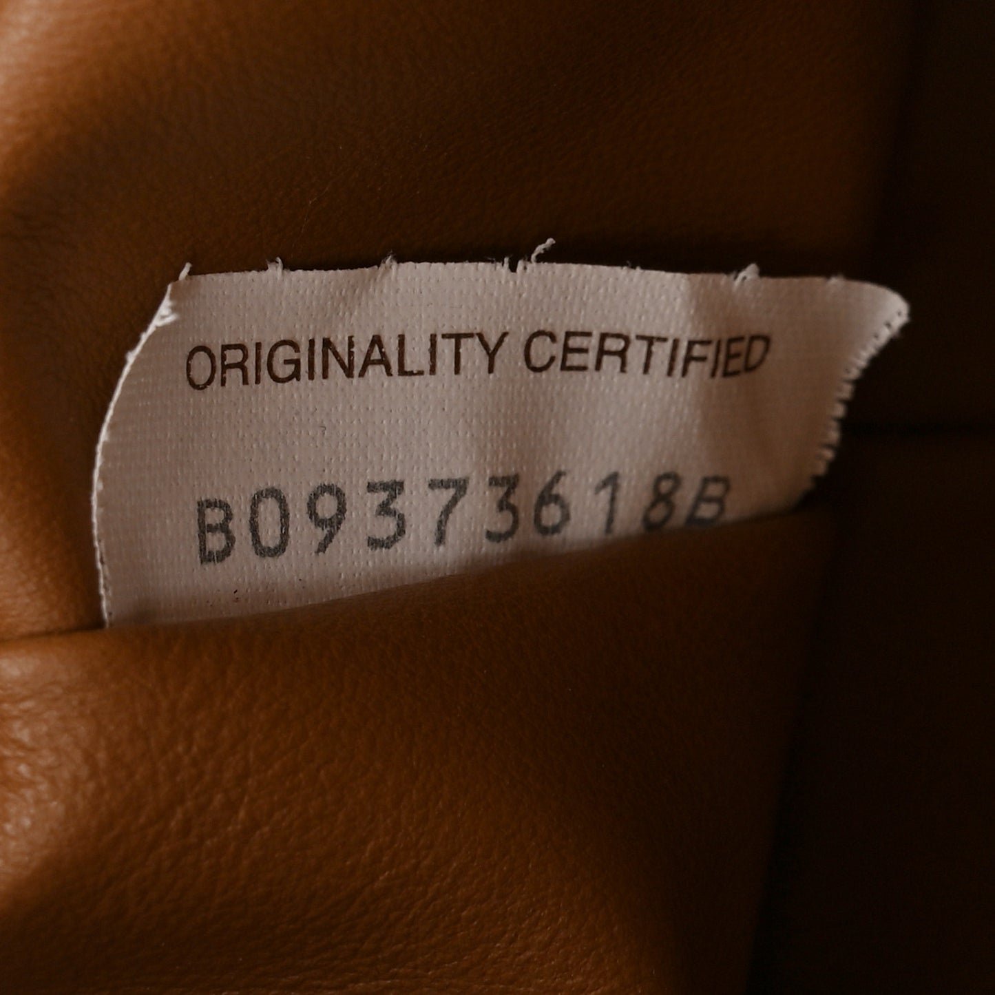 Calfskin The Pouch Chain Teak