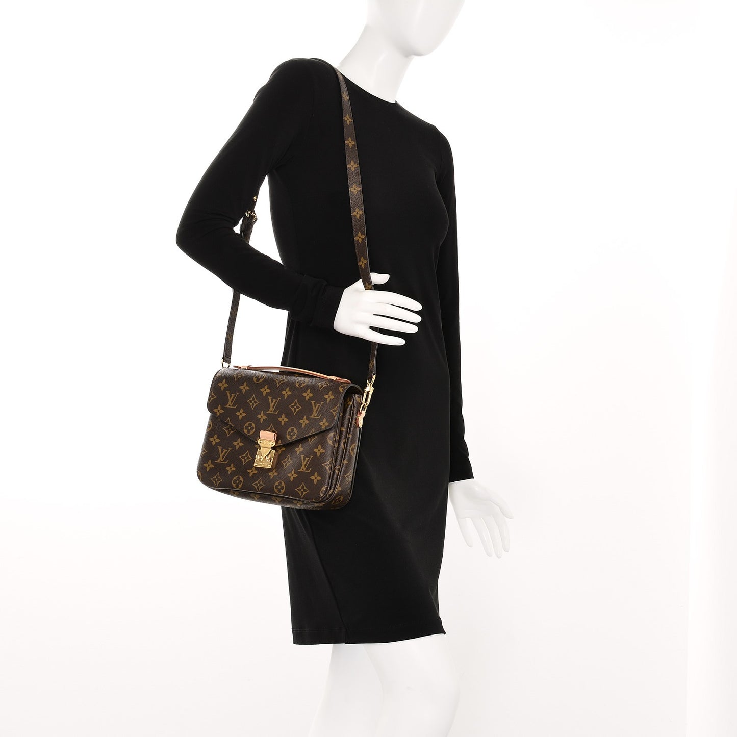Monogram Pochette Metis