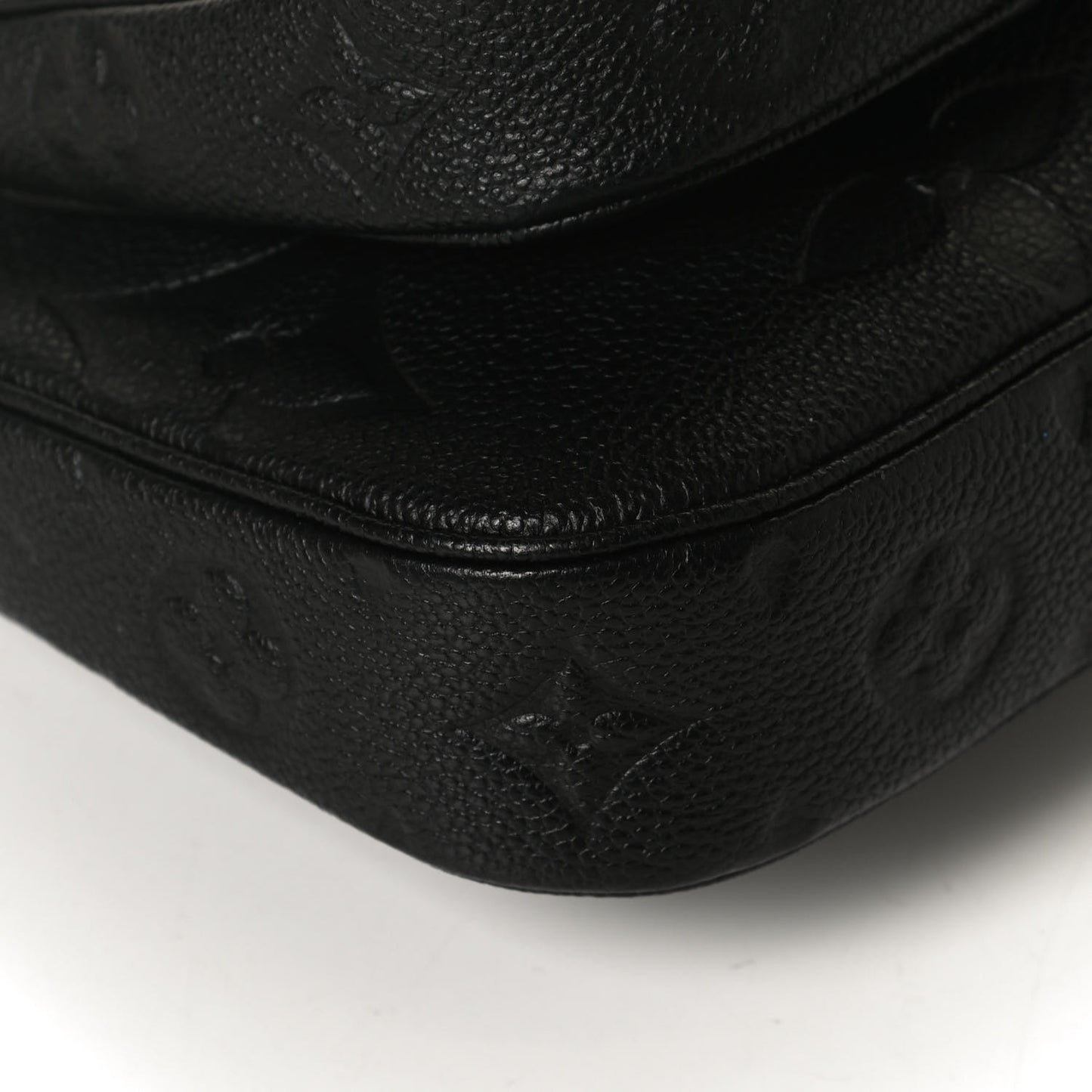 Empreinte Monogram Giant Multi Pochette Accessories Black