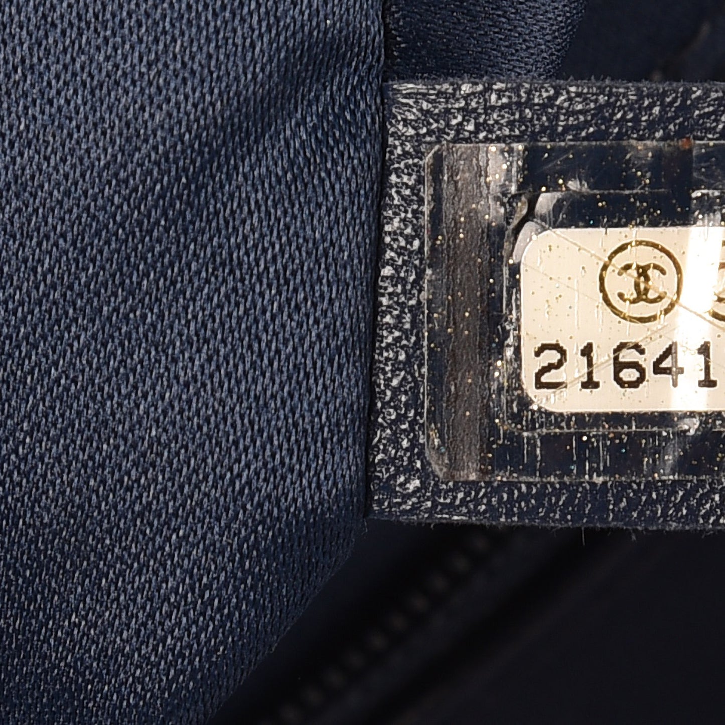 Lambskin Large CC Crossing Flap Navy