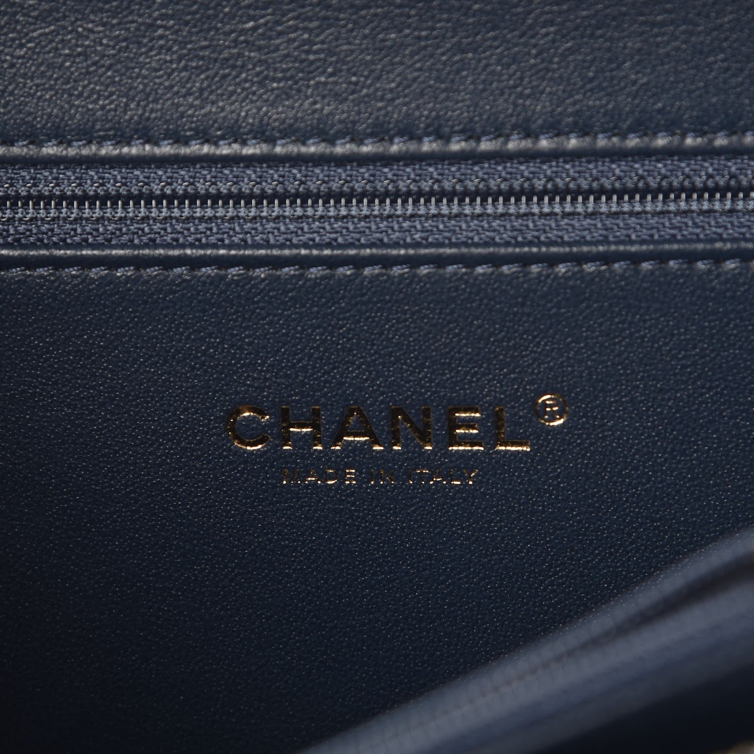 Chanel Caviar Quilted Medium CC Filigree Vanity Case Navy 6 of 8