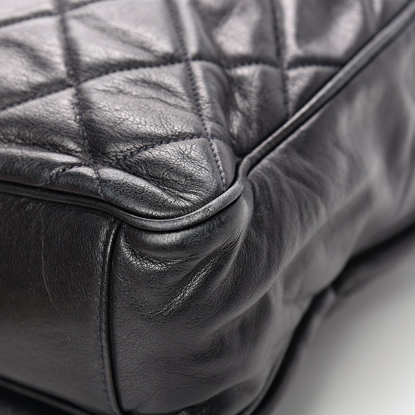 Lambskin Quilted CC Shoulder Bag Navy