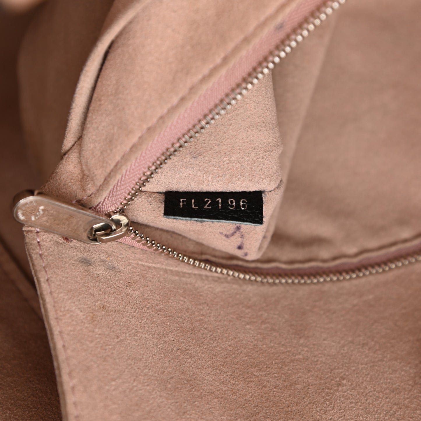 Calfskin Lockme Cabas Bois de Rose Black