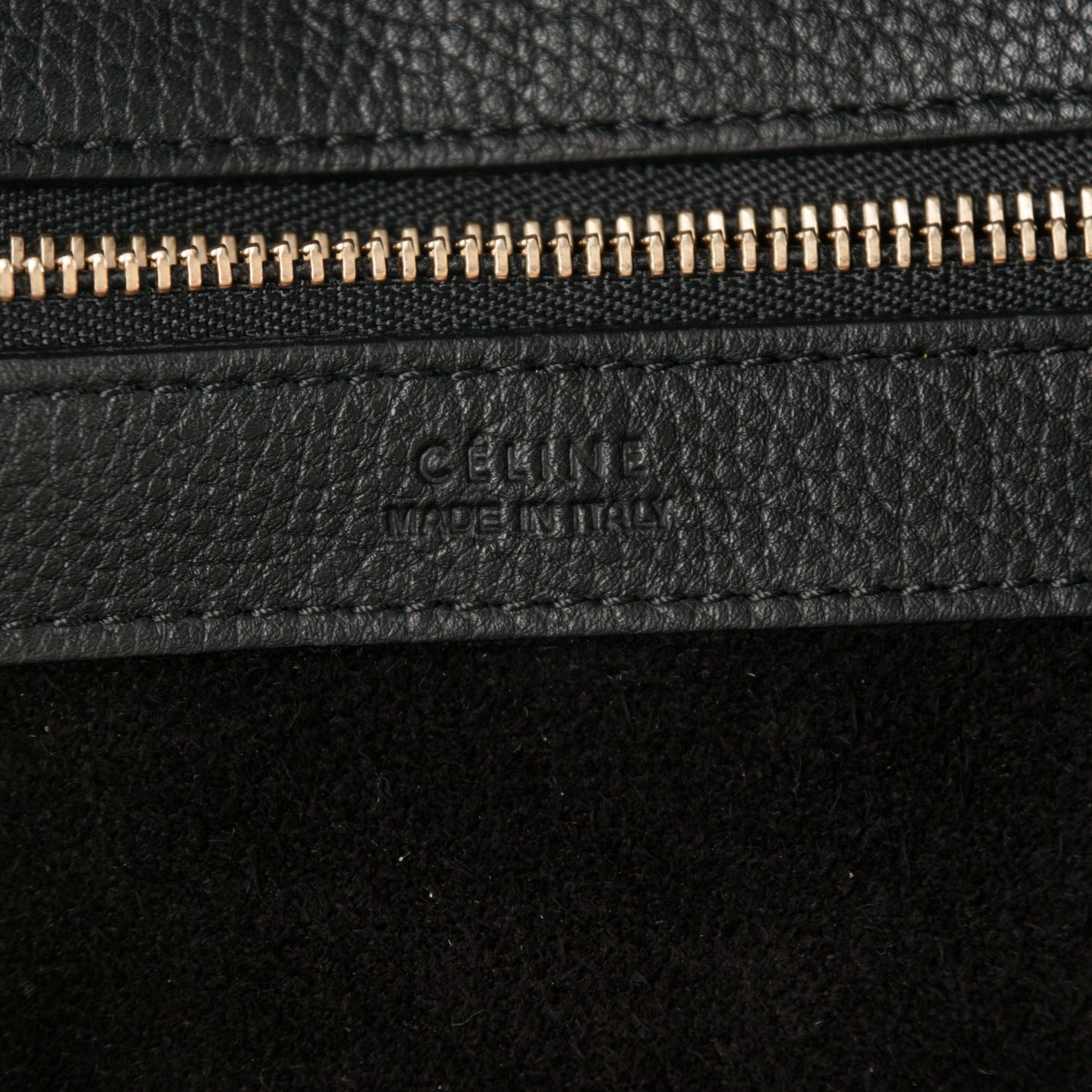 Soft Grained Calfskin Medium Belt Cabas Phantom Black