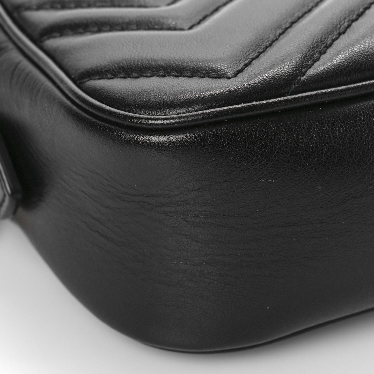 Calfskin Matelasse Mini GG Marmont Chain Shoulder Bag Black