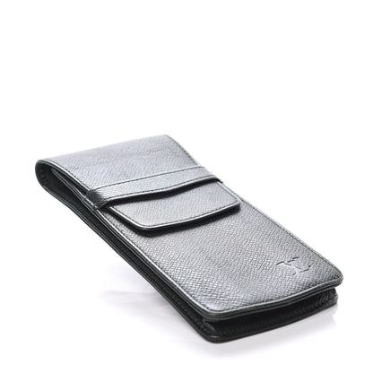 Louis Vuitton Taiga Etui Case Epicea 4 of 11