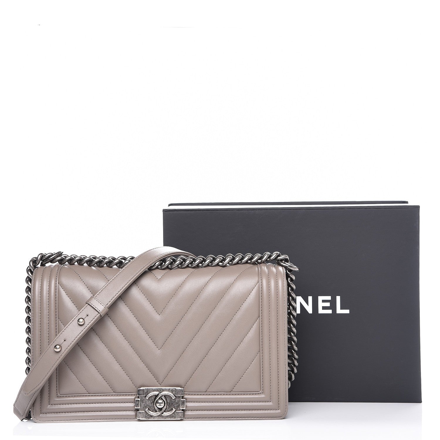 Chanel Calfskin Chevron New Medium Boy Flap Grey 10 of 10