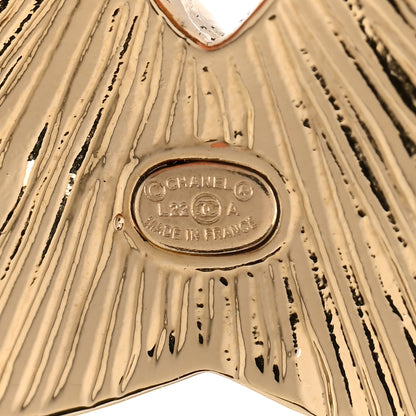 Chanel Metal CC Brooch Gold 4 of 5