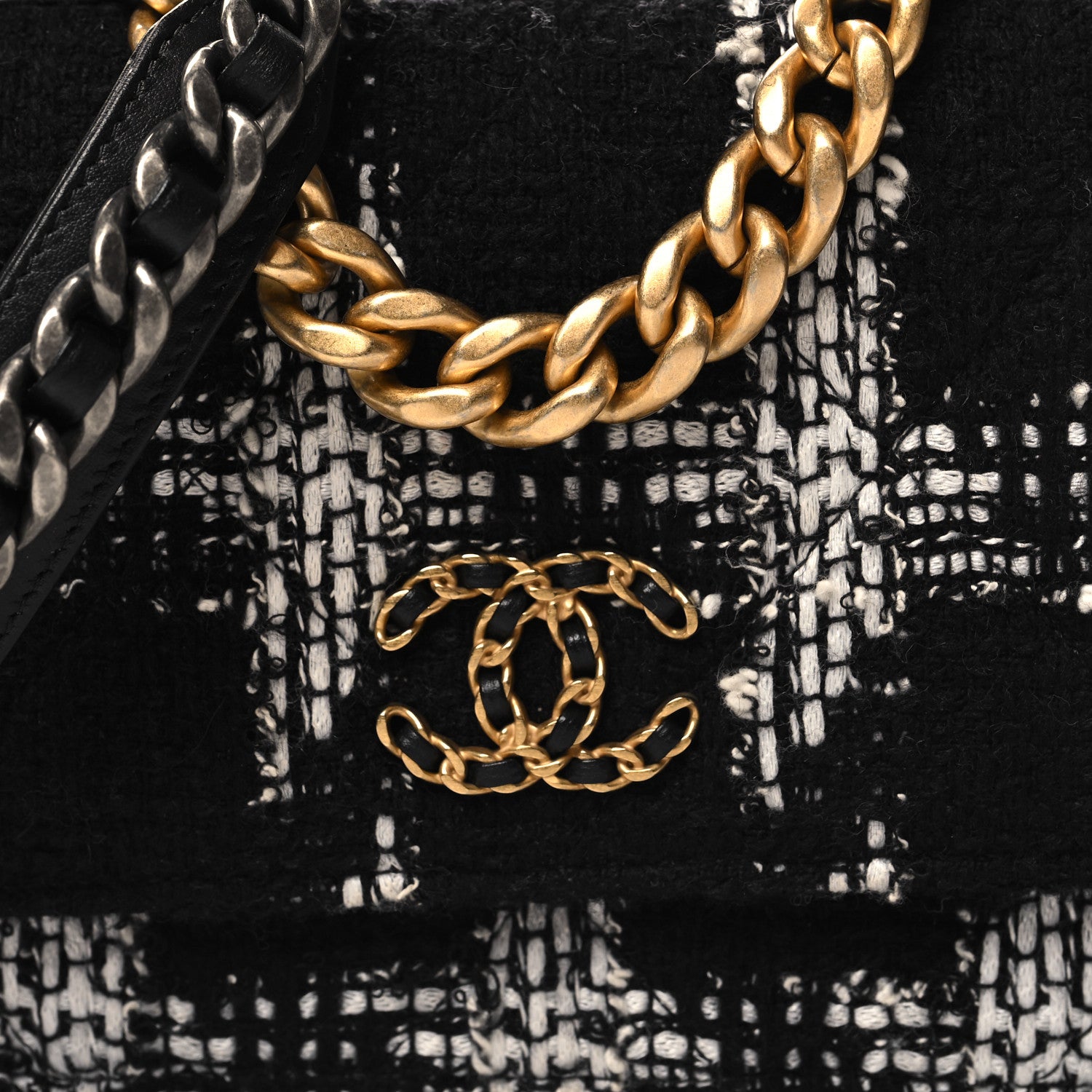 Chanel Tweed Quilted Chanel 19 Wallet On Chain WOC Black White 9 of 12