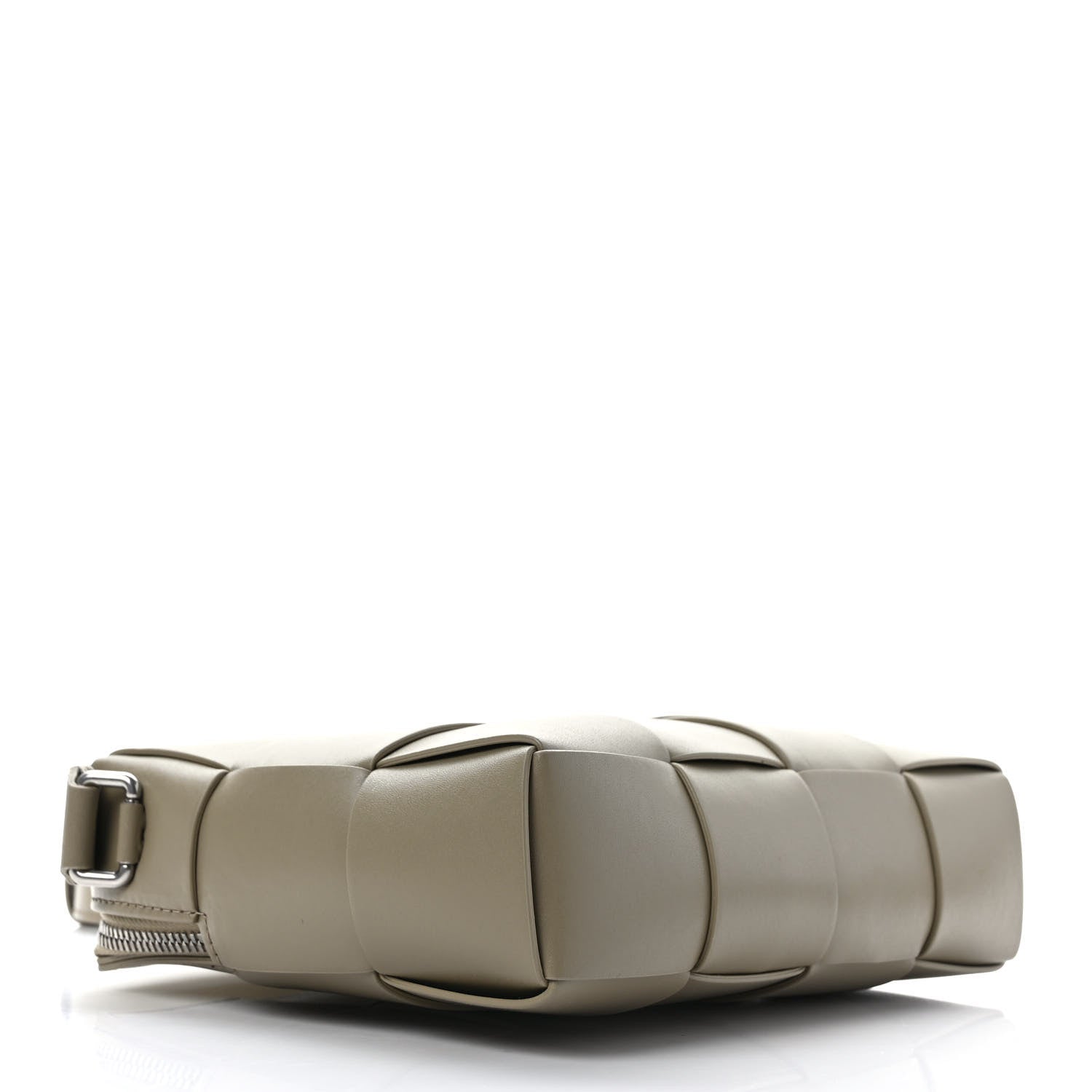 Bottega Veneta Lambskin Maxi Intrecciato Cassette Camera Bag Taupe 4 of 8