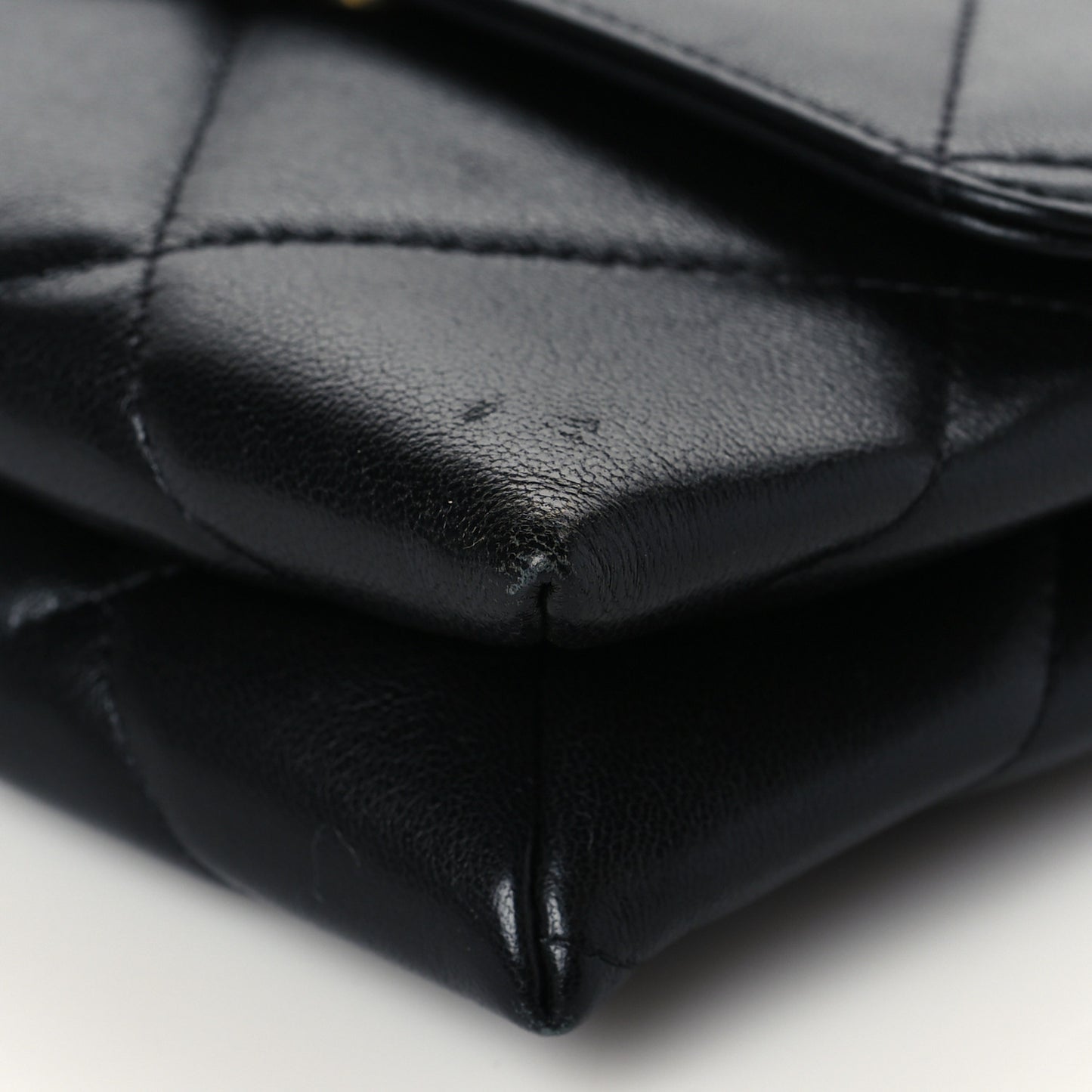 Lambskin Quilted Chanel 19 Flap Clutch Black