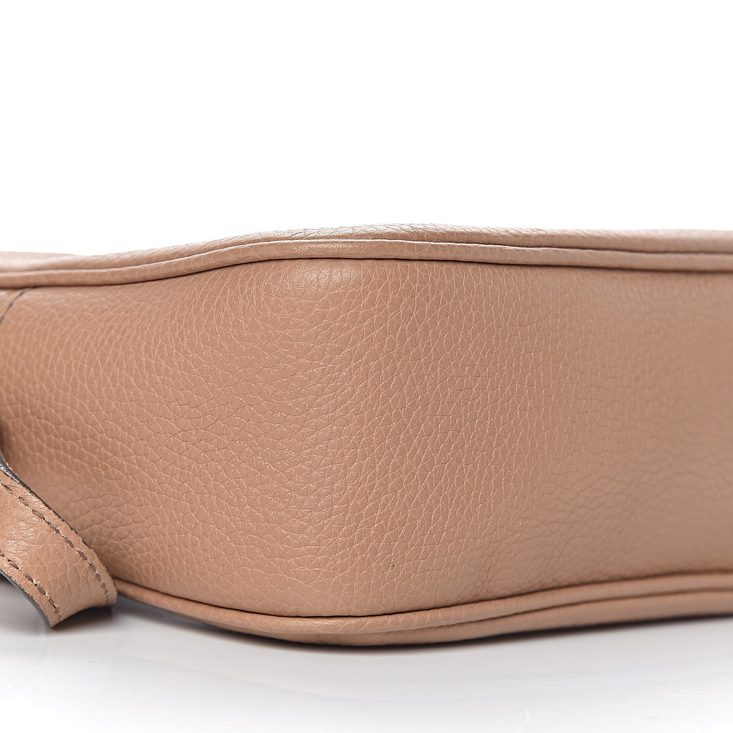 Pebbled Calfskin Small Soho Disco Bag Camelia